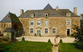 Gite La Terrasse - Manoir Le Plessix Madeuc